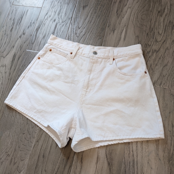 Levi's High Rise Jean Shorts - Picture 4 of 11